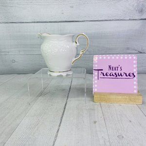 Wawel WAV23 White Gold Trim Verge Embossed  8oz Porcelain Creamer Pitcher Poland